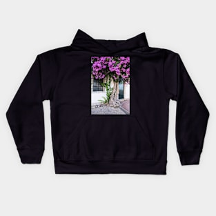 Old bougainvillea with pink blossom Kids Hoodie